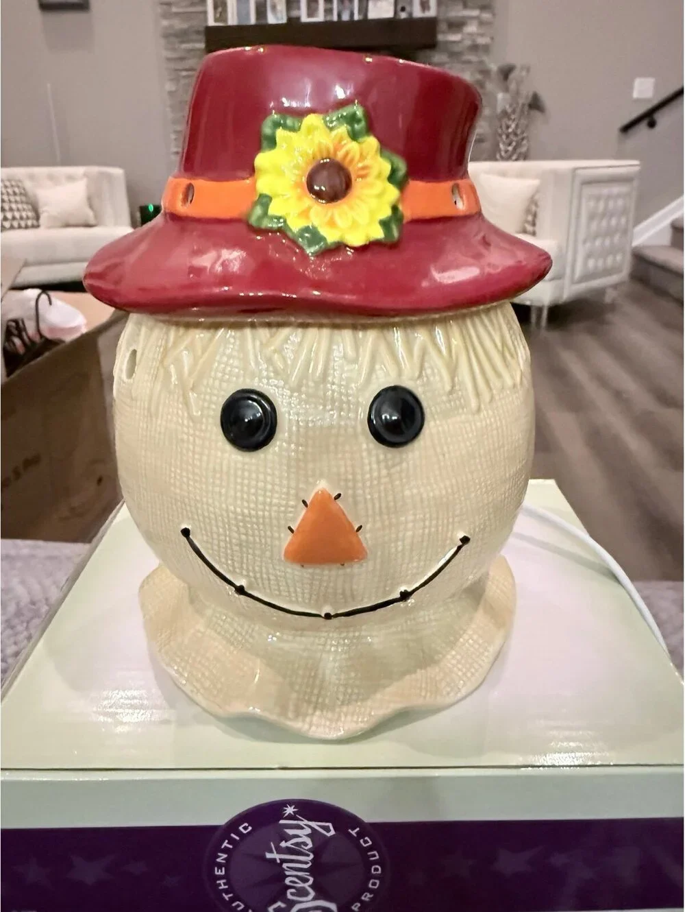 Scentsy Scarecrow Premium Warmer – Retired Ceramic Fall Harvest Wax Warmer